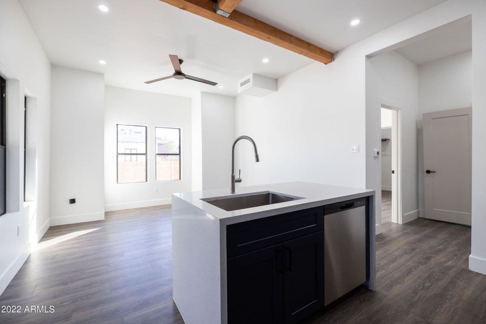 Phoenix Apartment: 326 N. 17th Dr.