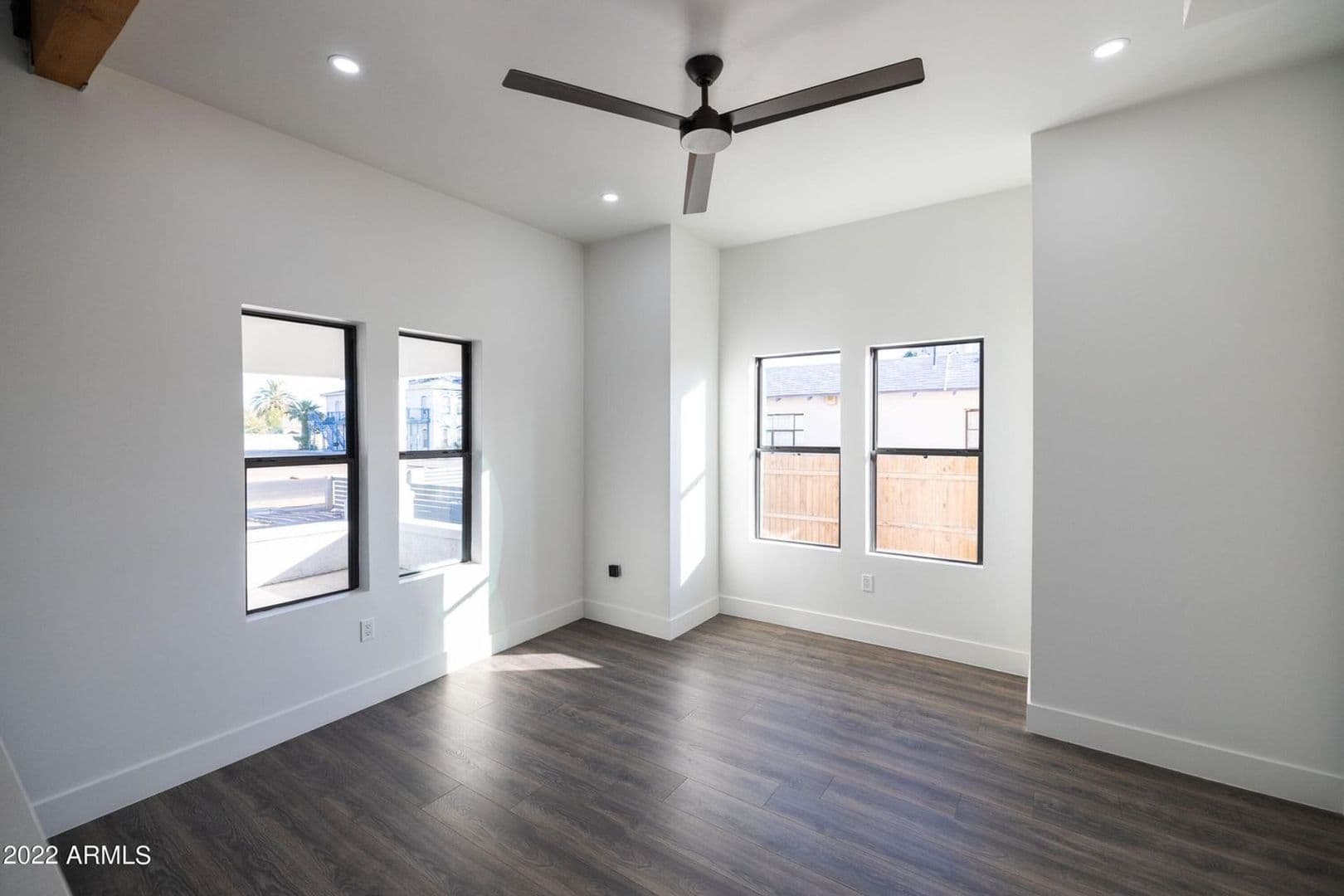 Phoenix Apartment: 326 N. 17th Dr.
