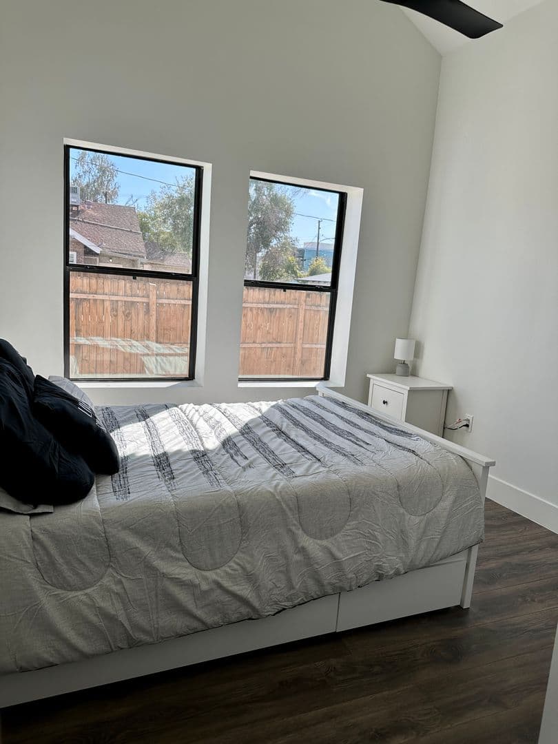 Phoenix Apartment: 326 N. 17th Dr.