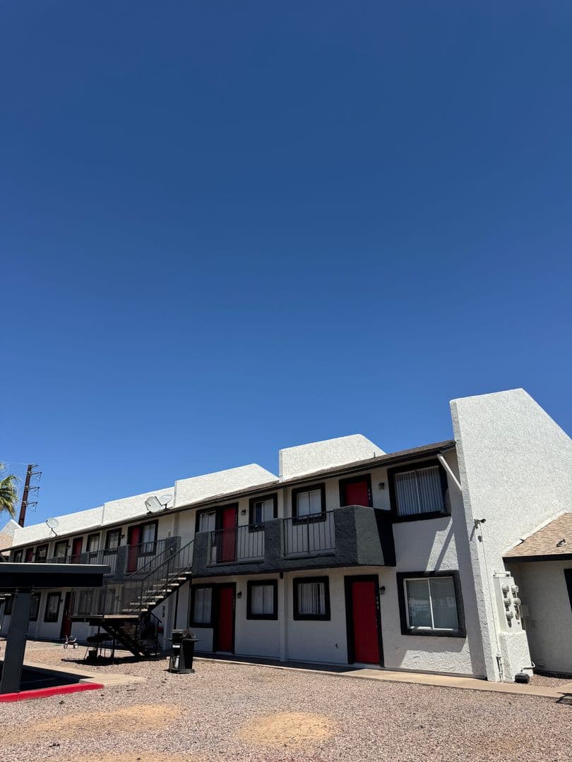 Phoenix Apartment: 2233 N 36th Street
