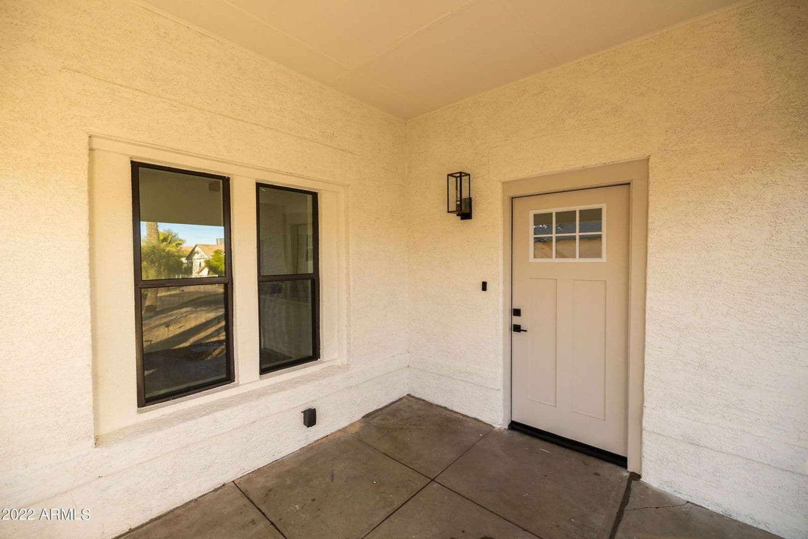 Phoenix Apartment: 326 N. 17th Dr.