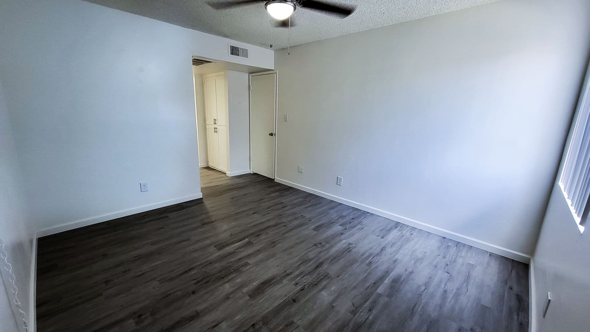 Phoenix Apartment: 8445 North 23rd Avenue