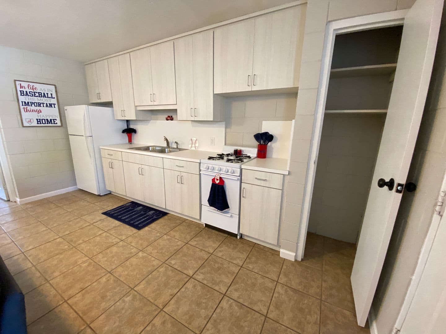 Tallahassee Apartment: 502 W Jefferson Street