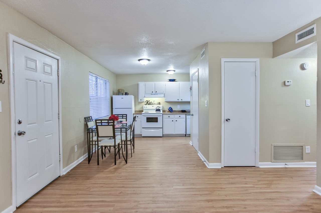 Tallahassee Apartment: 1839 Miccosukee Road