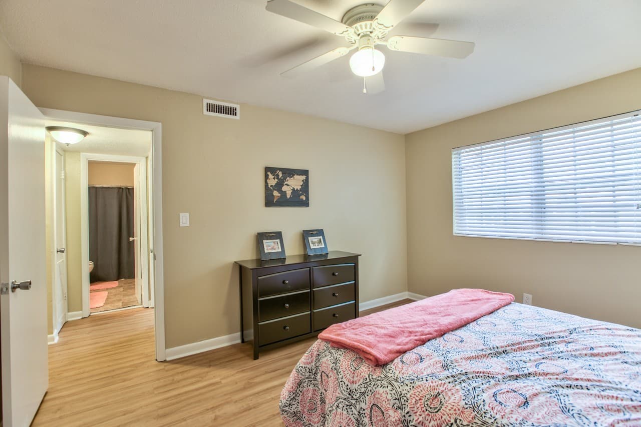 Tallahassee Apartment: 1839 Miccosukee Road