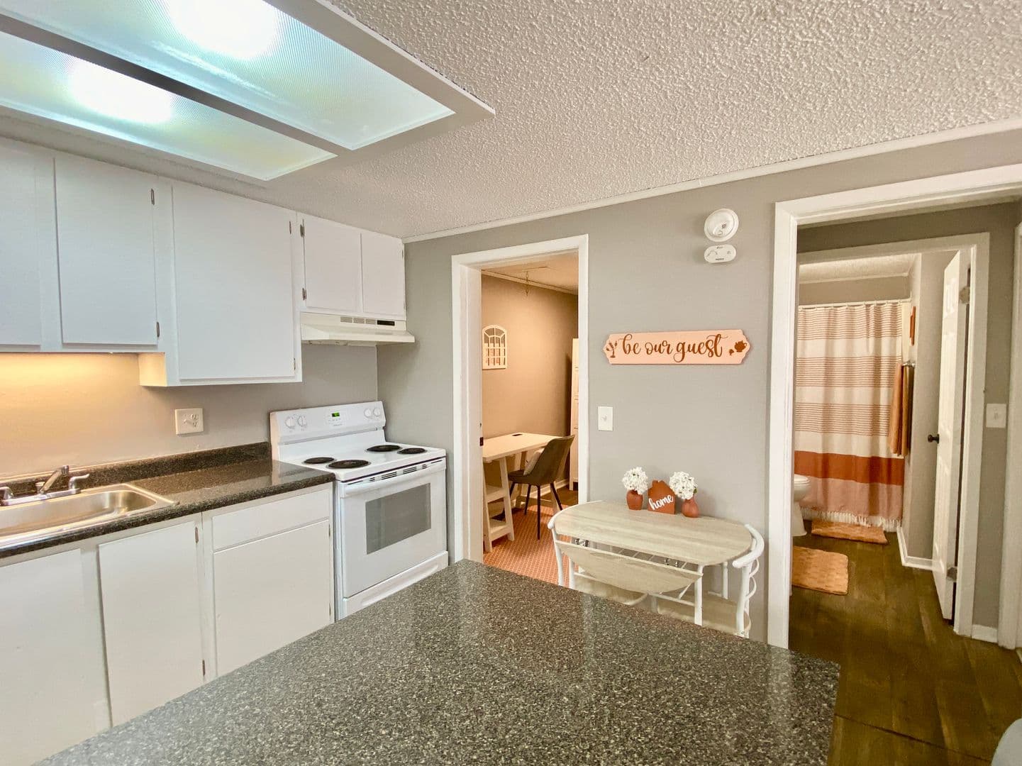 Gainesville Apartment: 6929 W University Avenue