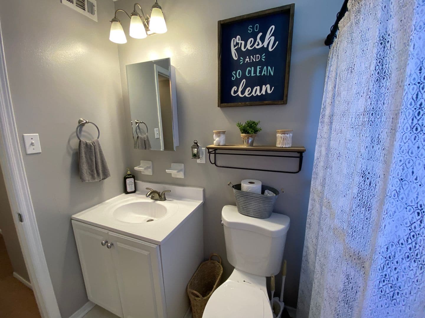 Tallahassee Apartment: 1951 N Meridian Road