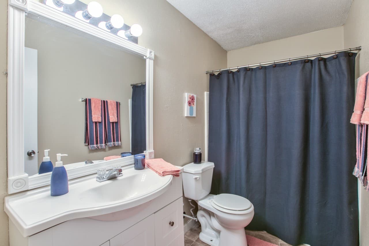 Tallahassee Apartment: 1839 Miccosukee Road