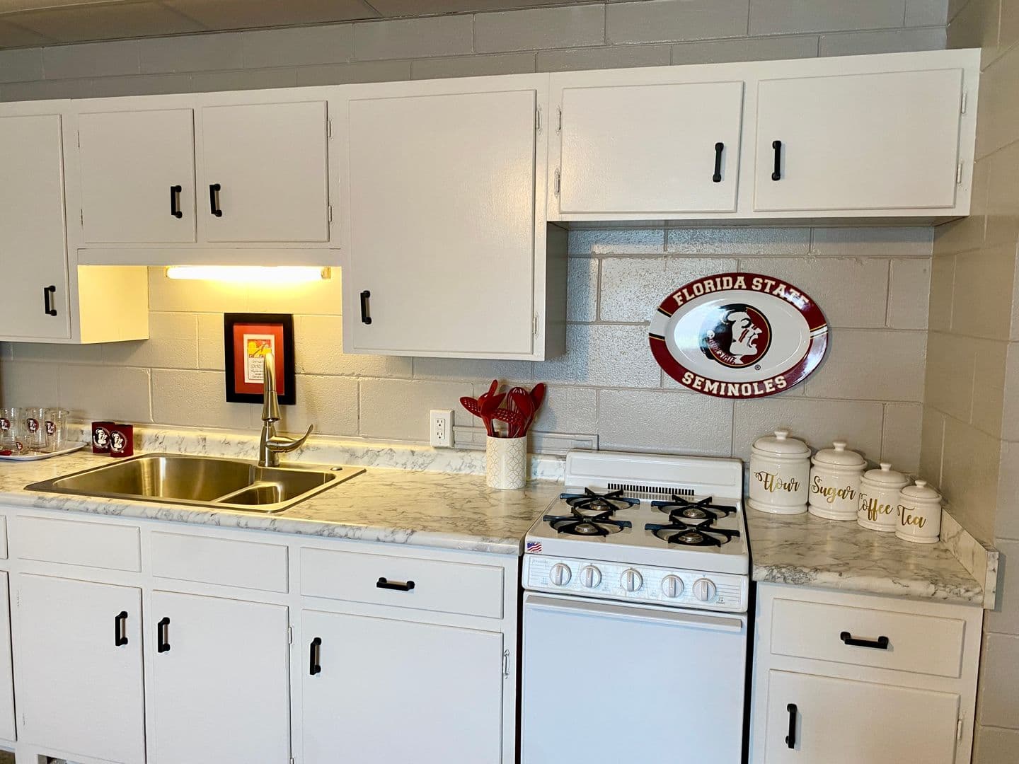 Tallahassee Apartment: 502 W Jefferson Street