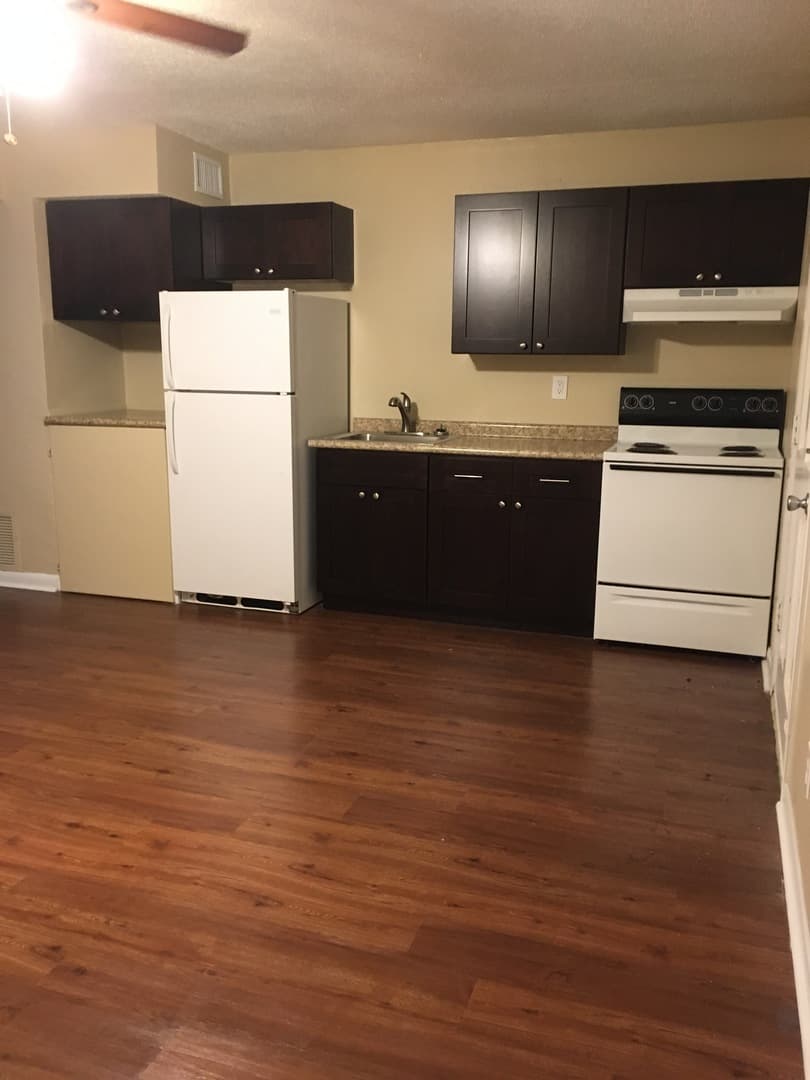 Tallahassee Apartment: 1839 Miccosukee Road