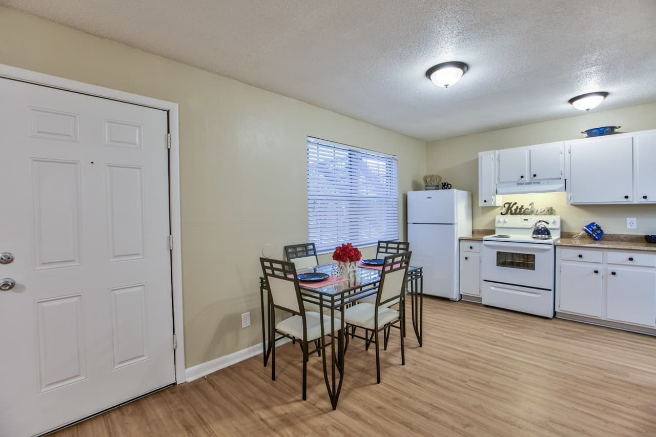 Tallahassee Apartment: 1839 Miccosukee Road
