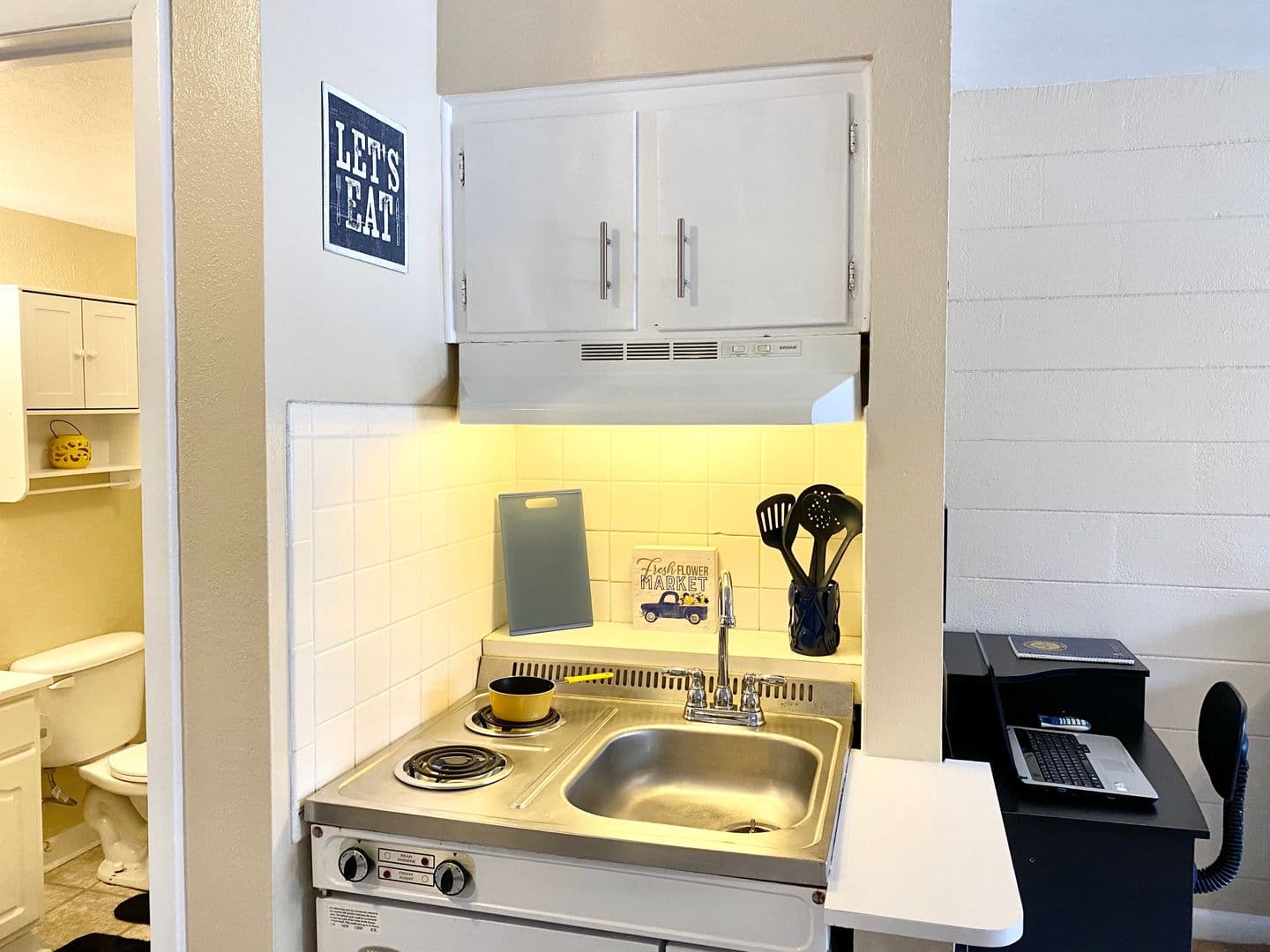 Tallahassee Apartment: 502 W Jefferson Street