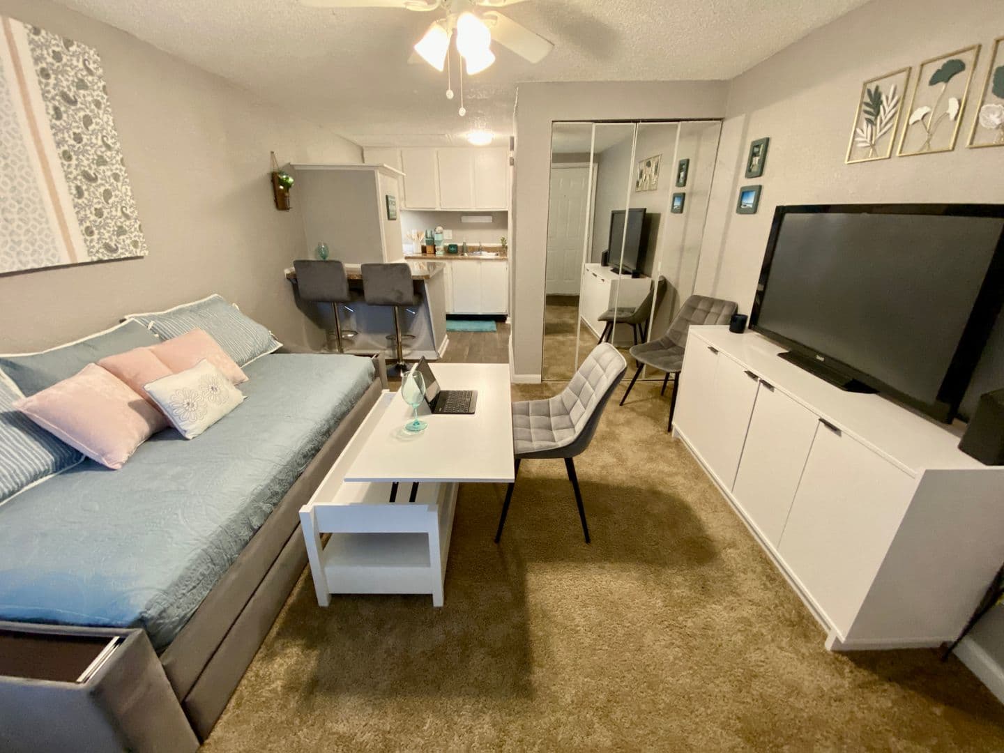Gainesville Apartment: 6929 W University Avenue