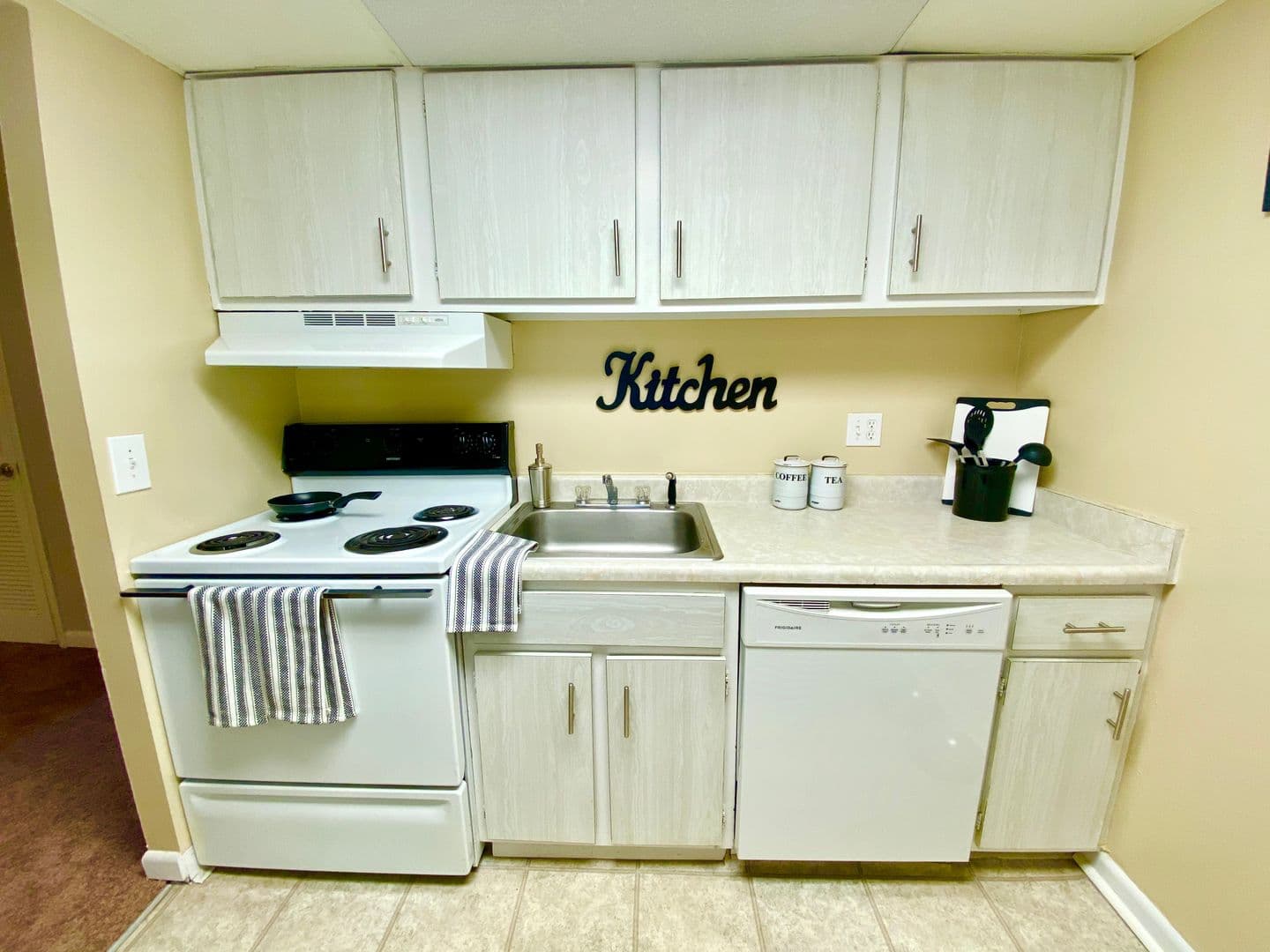 Tallahassee Apartment: 502 W Jefferson Street