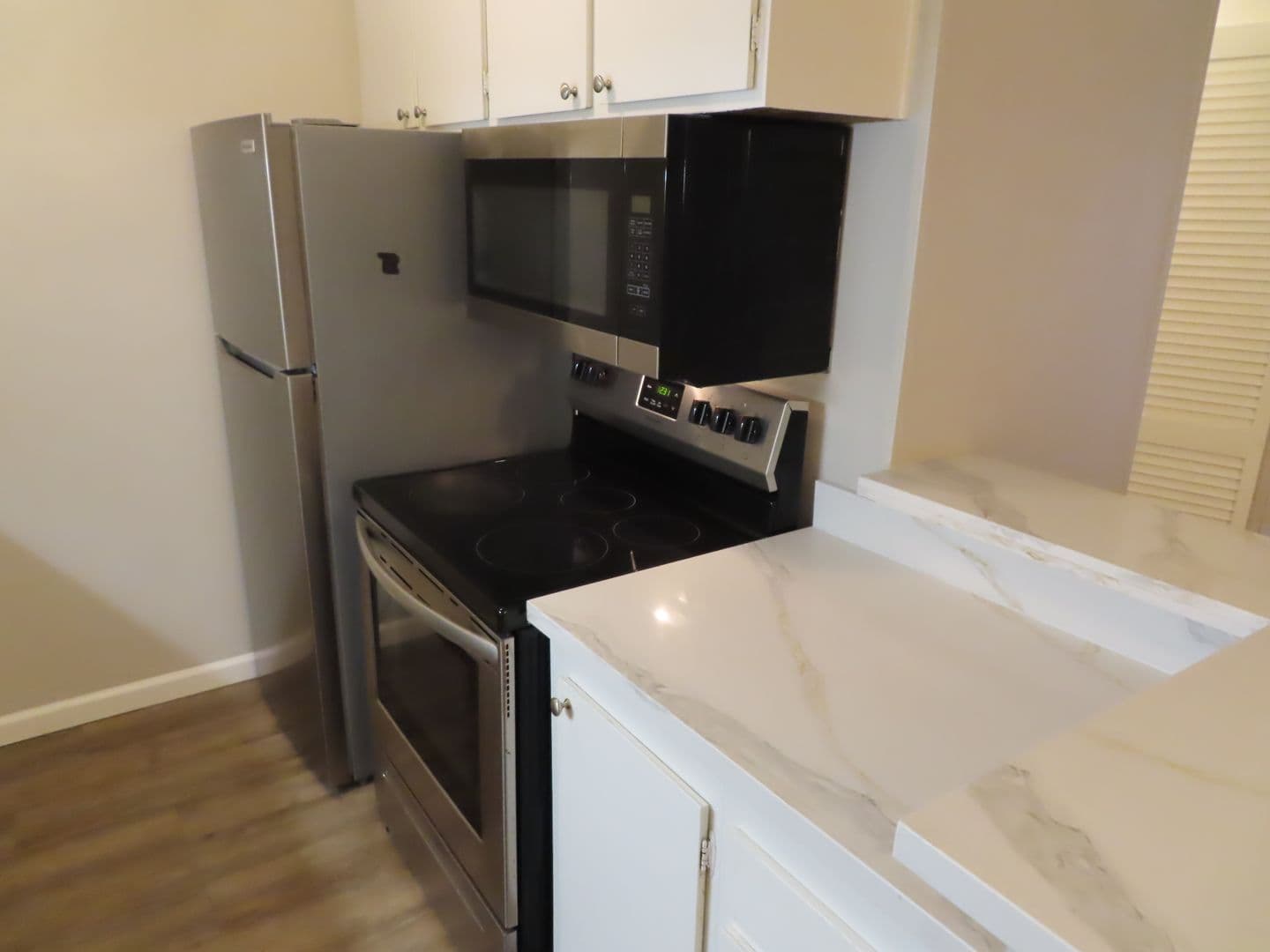 San Diego Condo: 6406 Friars Road #124
