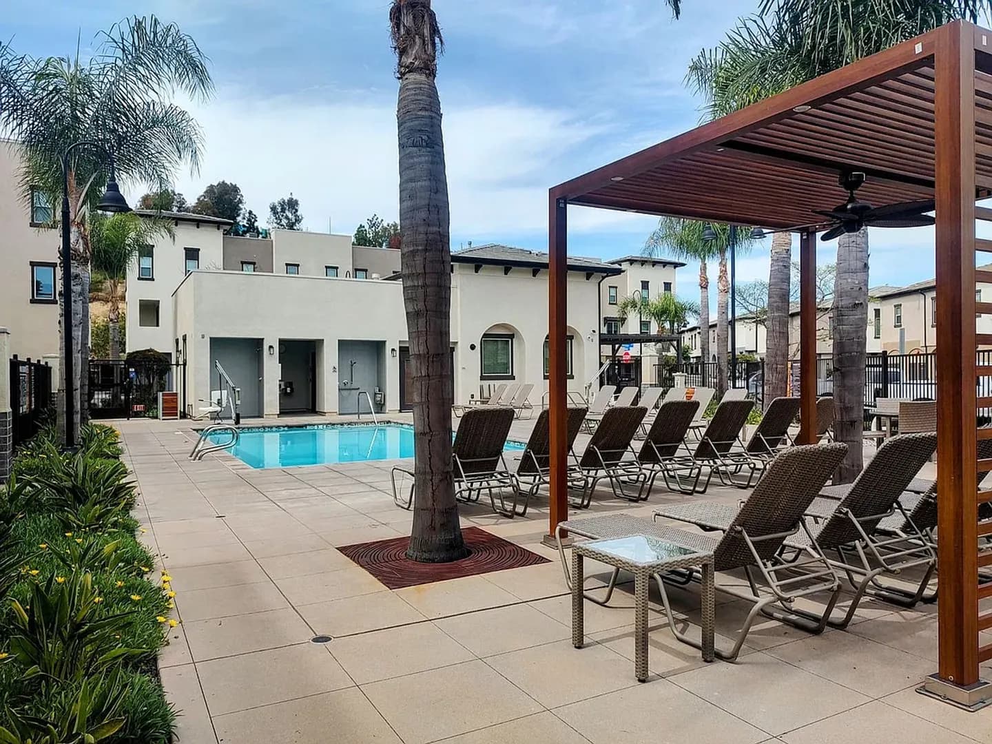 Vista Townhome: 2117 Solara Lane