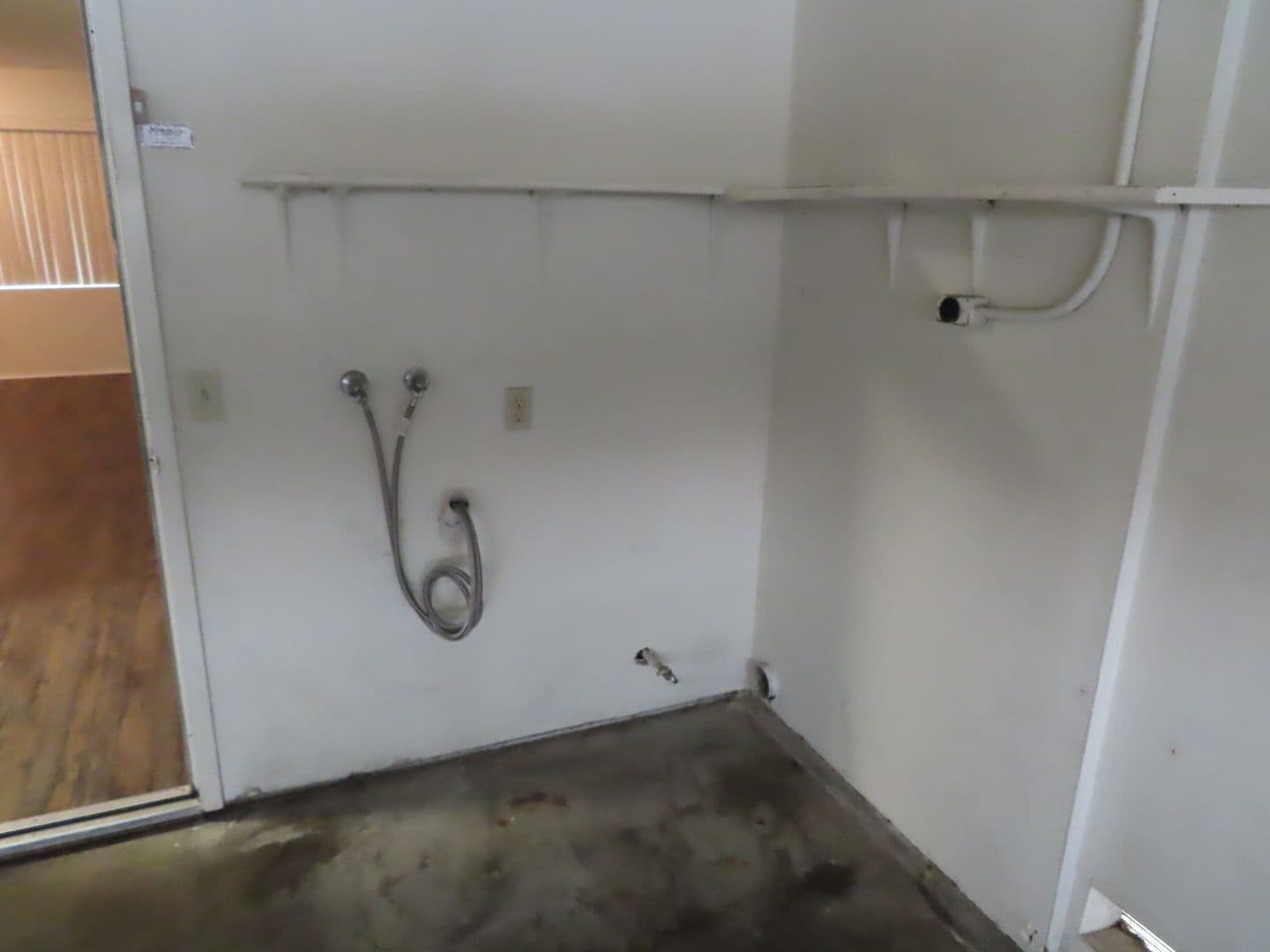 El Cajon Apartment: 1185 Persimmon Avenue