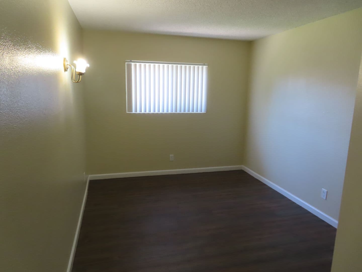 San Diego Apartment: 6913 Tait Street