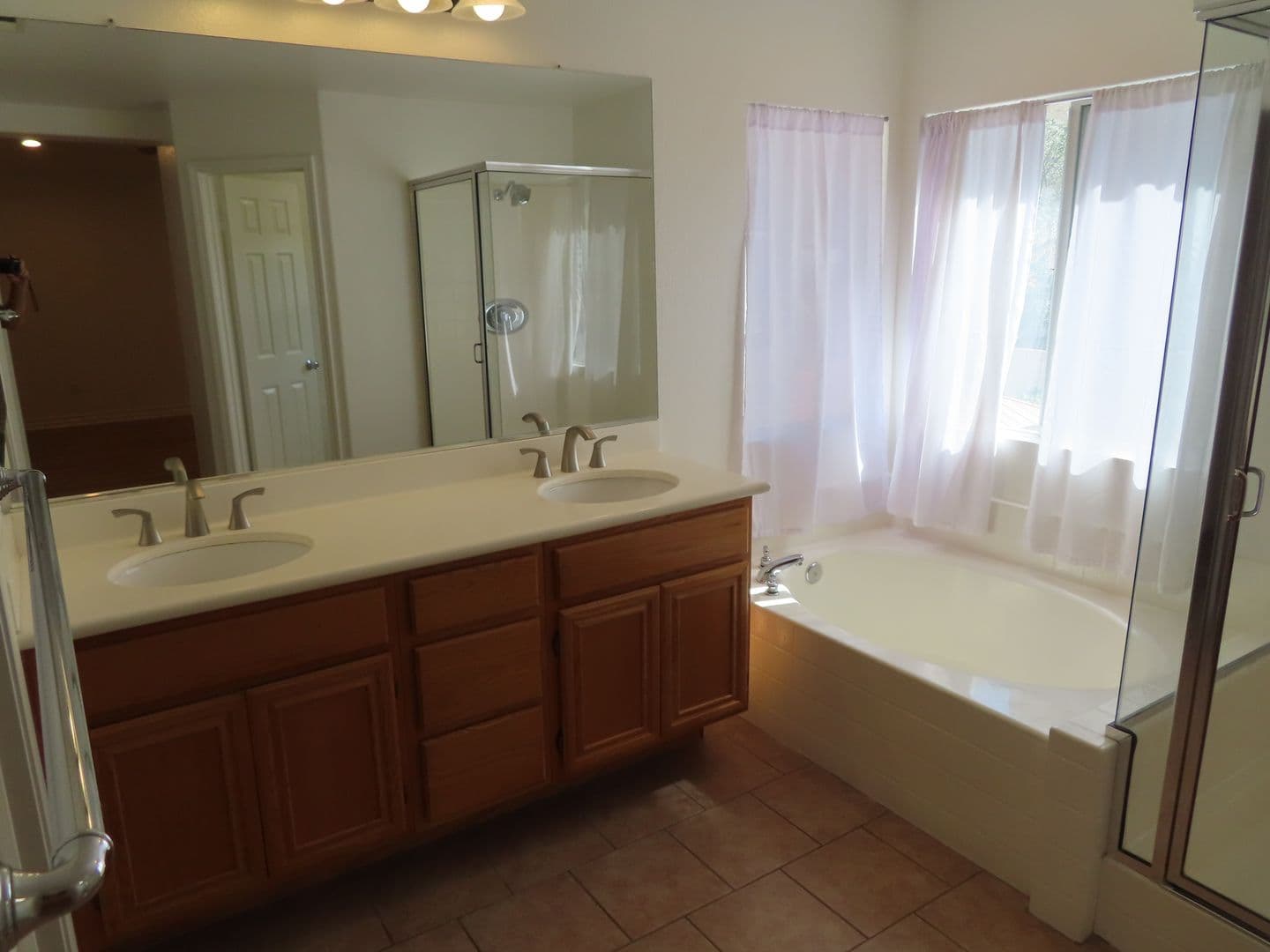 Oceanside House: 284 Manzanilla Way