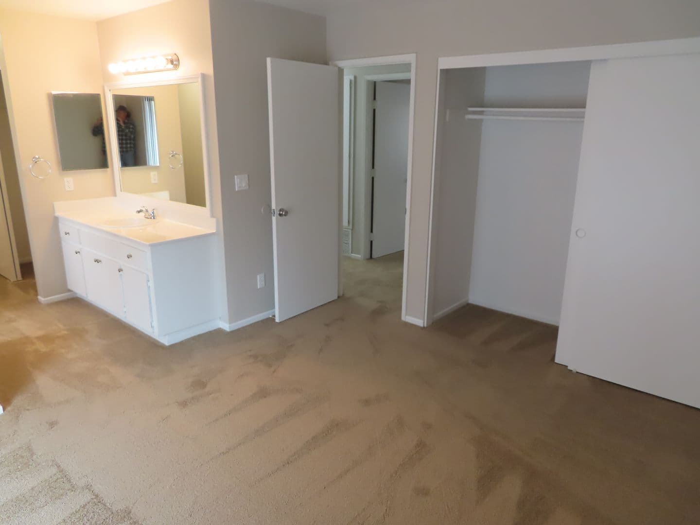 Chula Vista House: 1392 Tempra Place