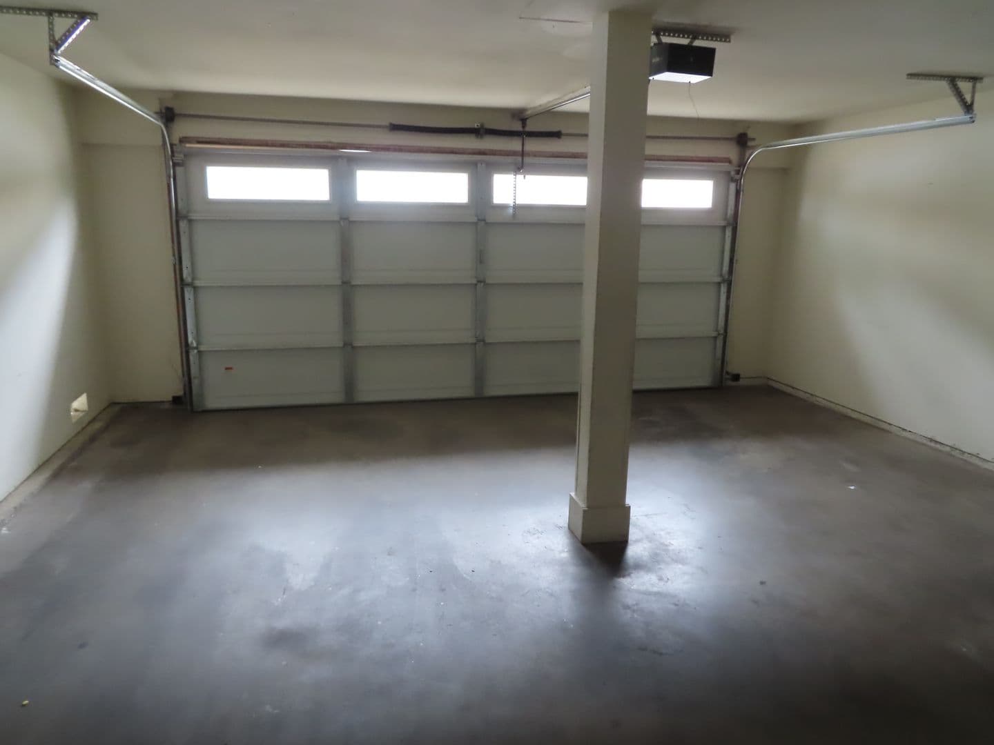 El Cajon Apartment: 1185 Persimmon Avenue