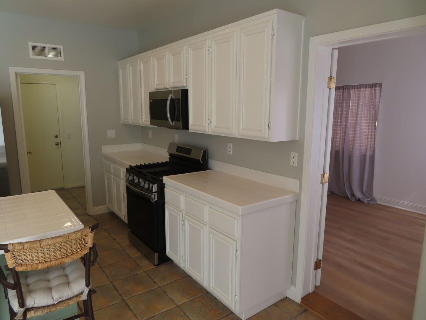 Oceanside House: 284 Manzanilla Way