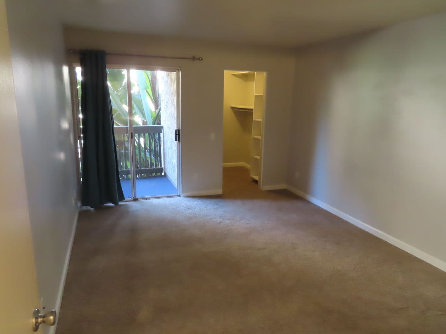 San Diego Condo: 6406 Friars Road #124