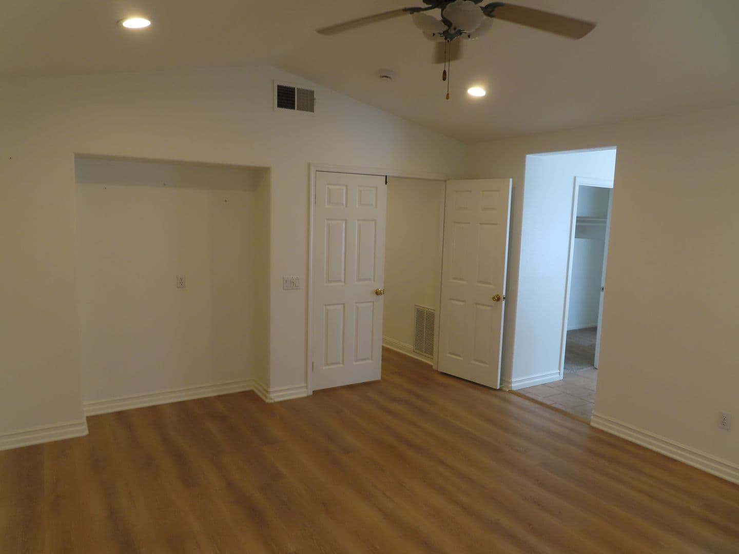 Oceanside House: 284 Manzanilla Way