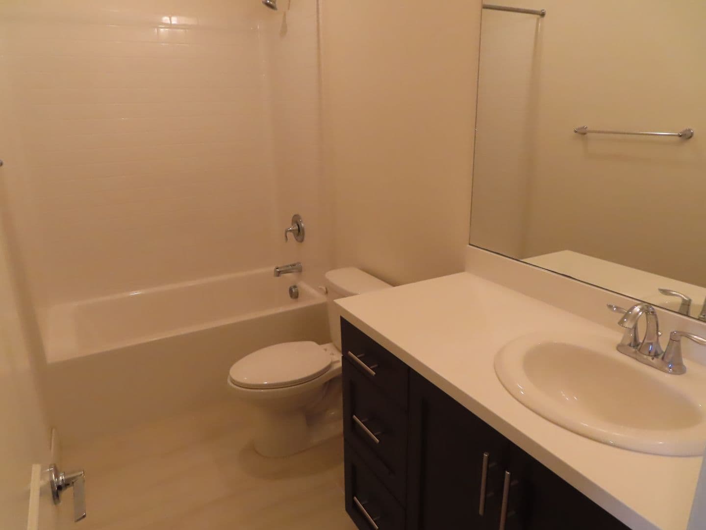 Vista Townhome: 2117 Solara Lane