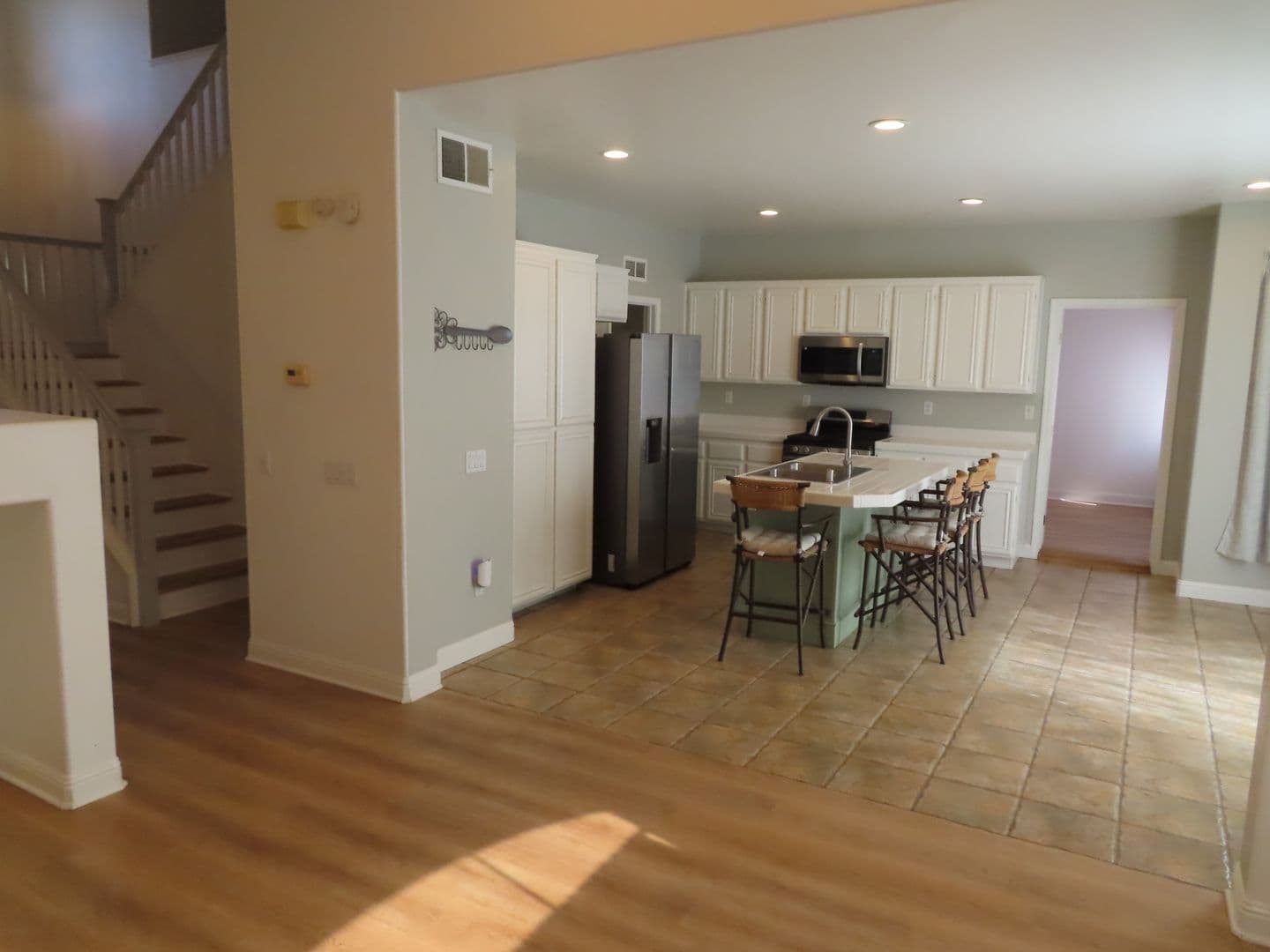 Oceanside House: 284 Manzanilla Way