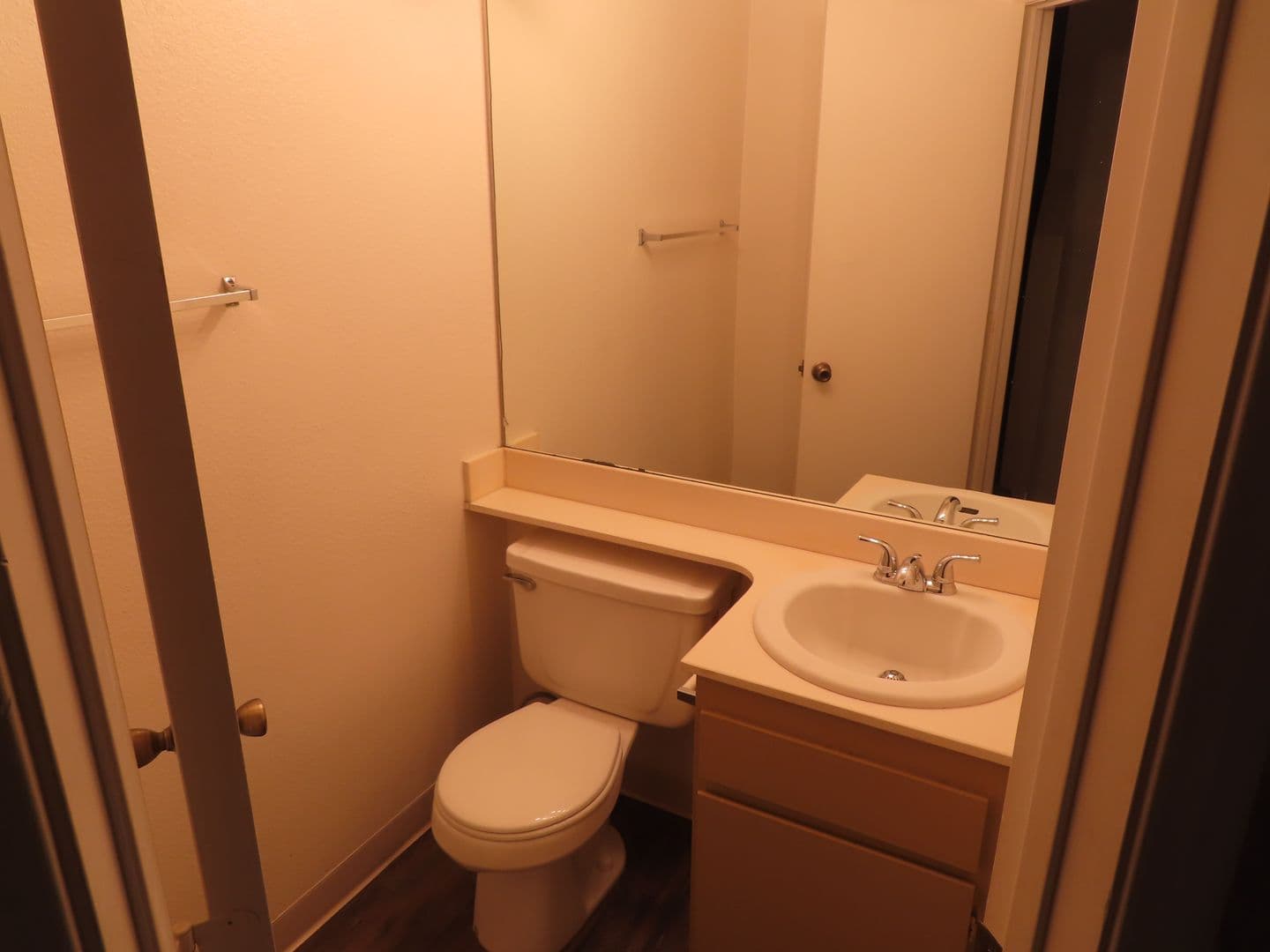 El Cajon Apartment: 1185 Persimmon Avenue