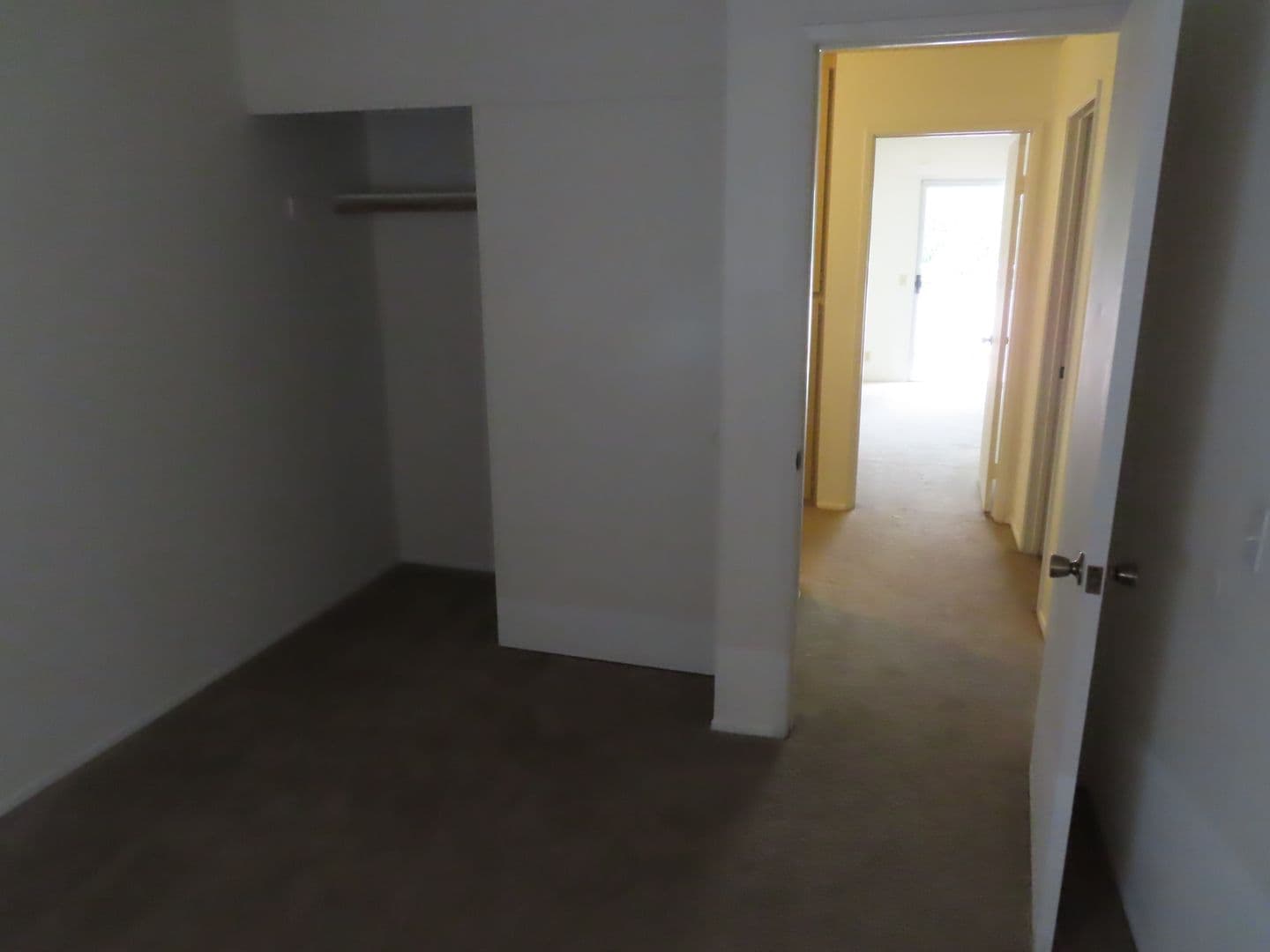 El Cajon Apartment: 1185 Persimmon Avenue