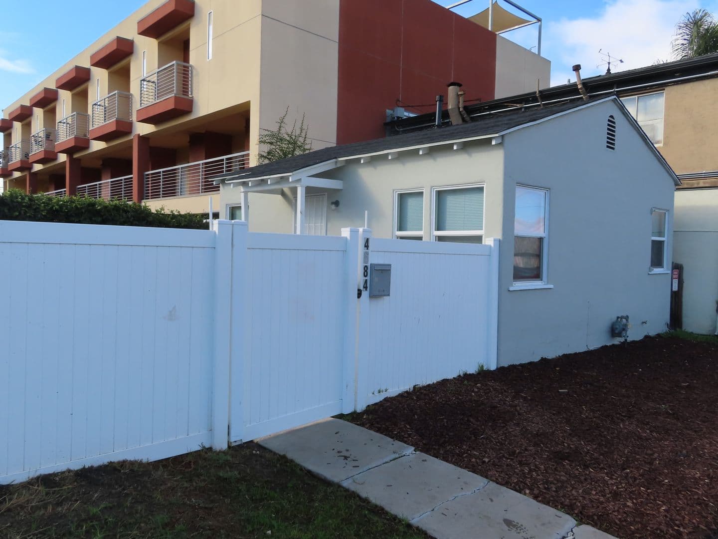San Diego House: 4684 Ohio Street