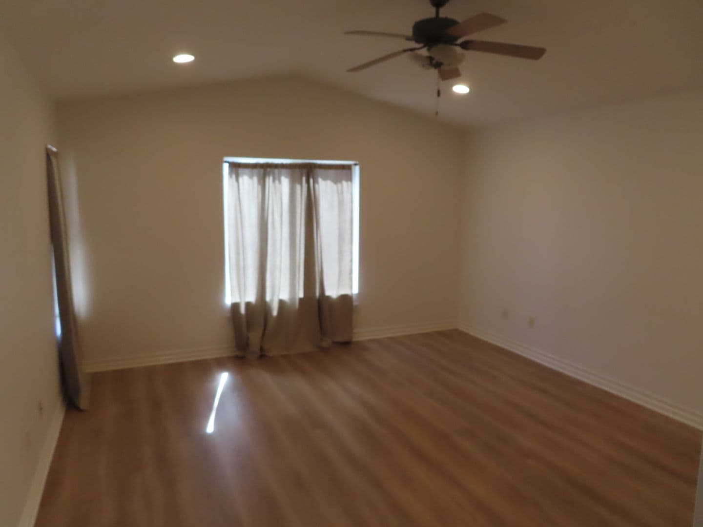 Oceanside House: 284 Manzanilla Way