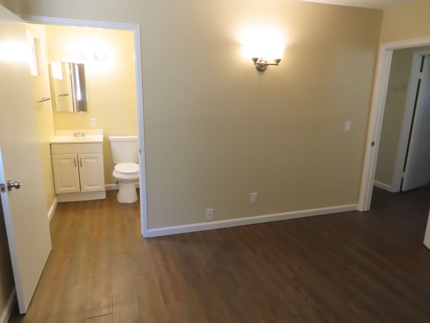 San Diego Apartment: 6913 Tait Street