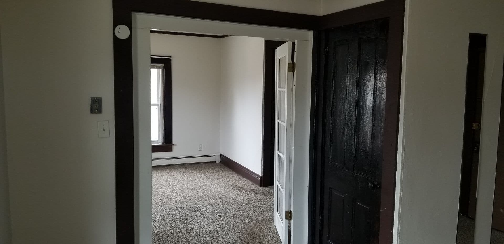 Alexandria Apartment: 315 6th Avenue E