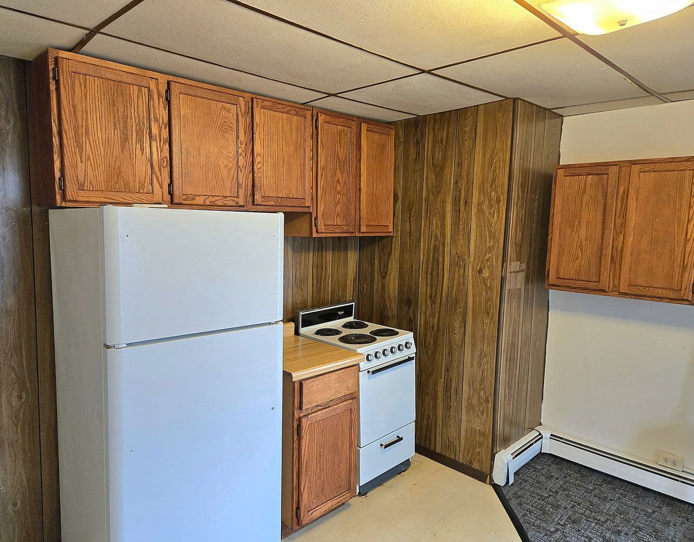 Alexandria Apartment: 315 6th Avenue E