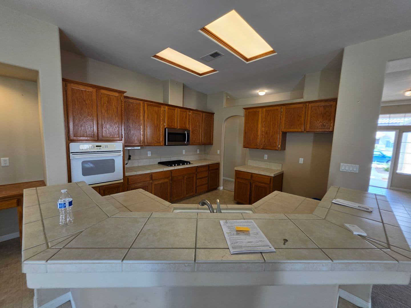 BAKERSFIELD House: 6610 ALDERBROOK LANE