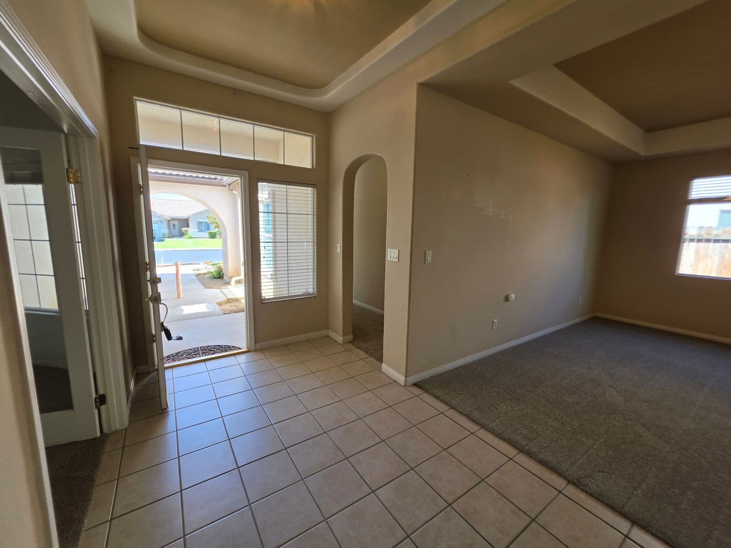 BAKERSFIELD House: 6610 ALDERBROOK LANE