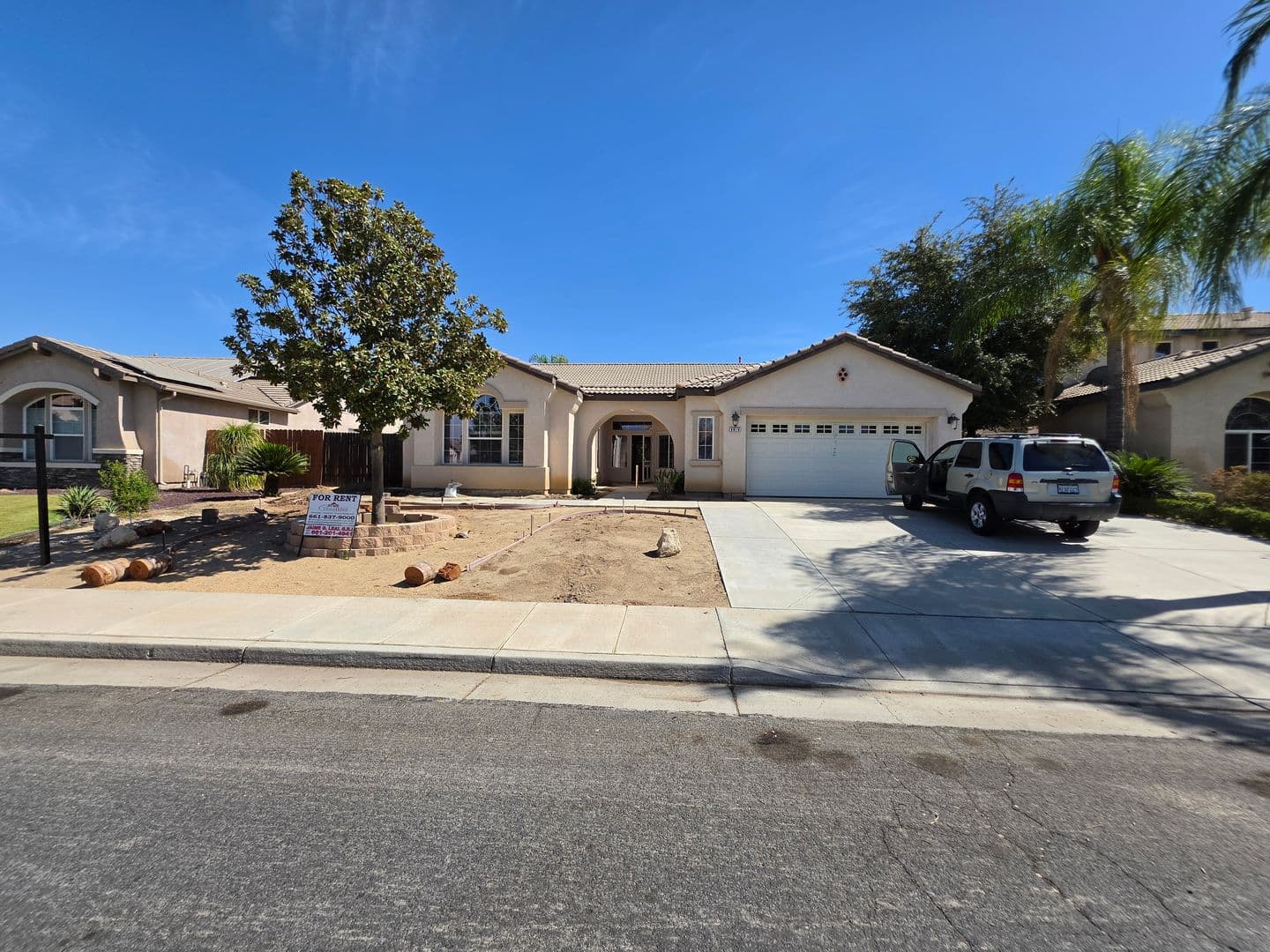 BAKERSFIELD House: 6610 ALDERBROOK LANE