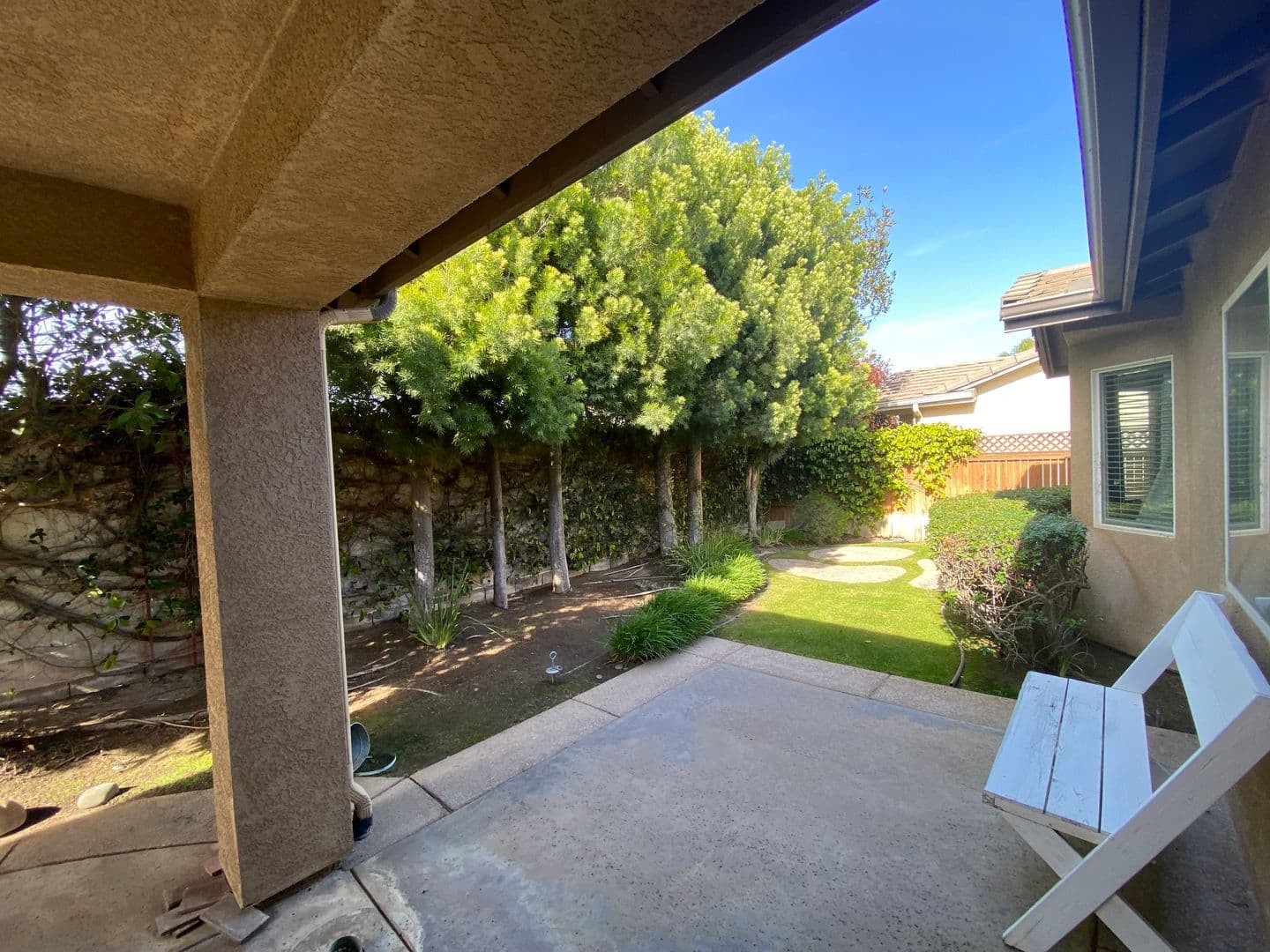 Bakersfield House: 11826 Grecian Laurel Dr