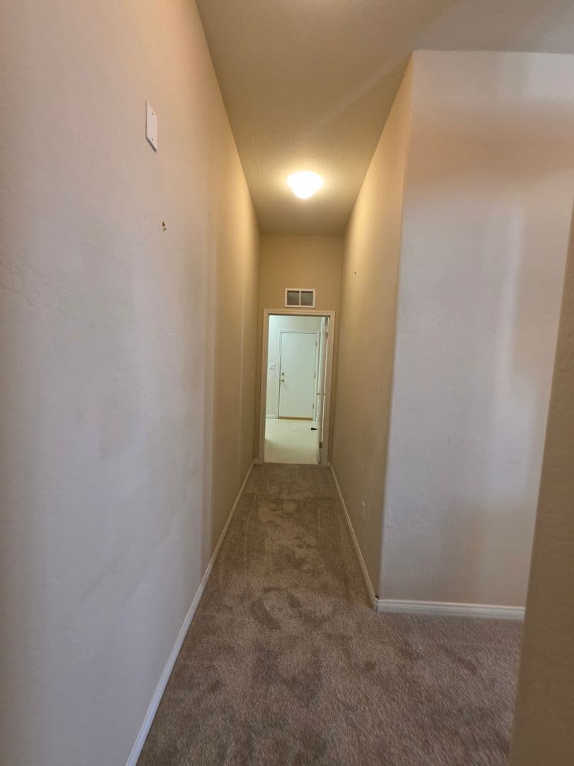BAKERSFIELD House: 6610 ALDERBROOK LANE
