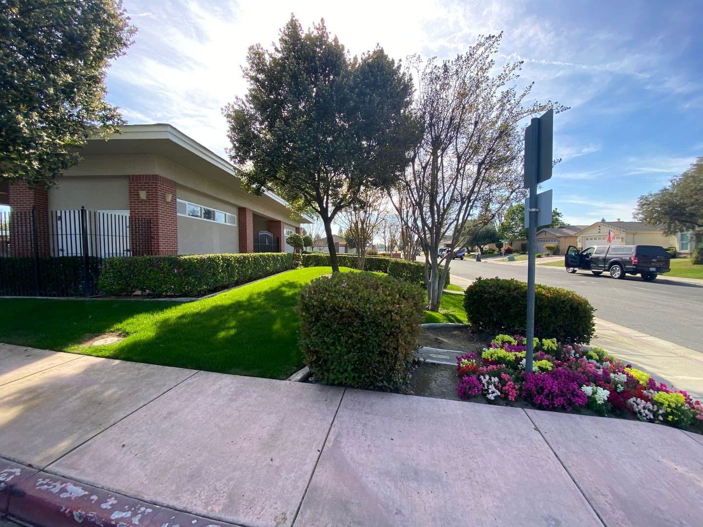 Bakersfield House: 11826 Grecian Laurel Dr
