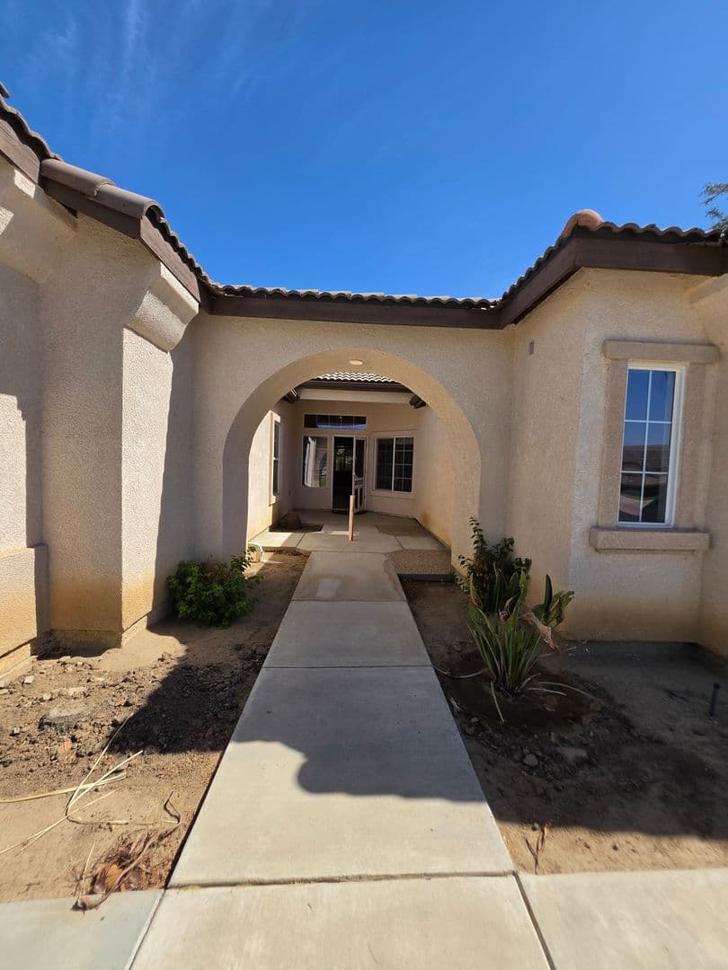 BAKERSFIELD House: 6610 ALDERBROOK LANE