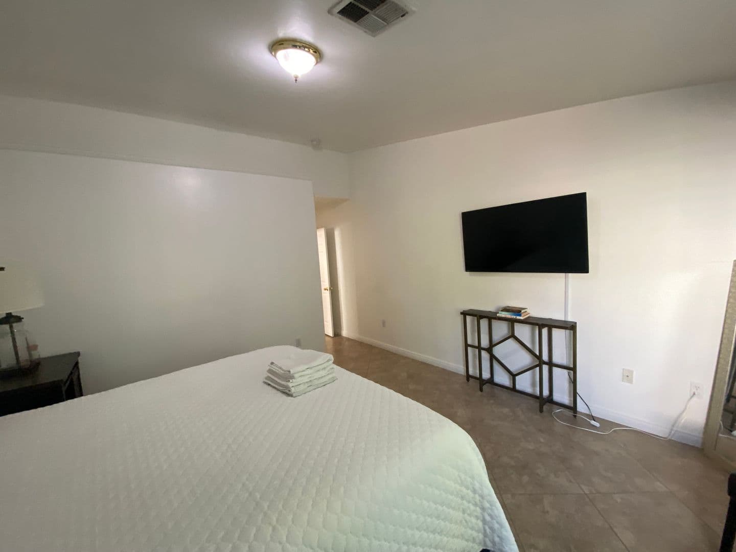 Bakersfield House: 11826 Grecian Laurel Dr