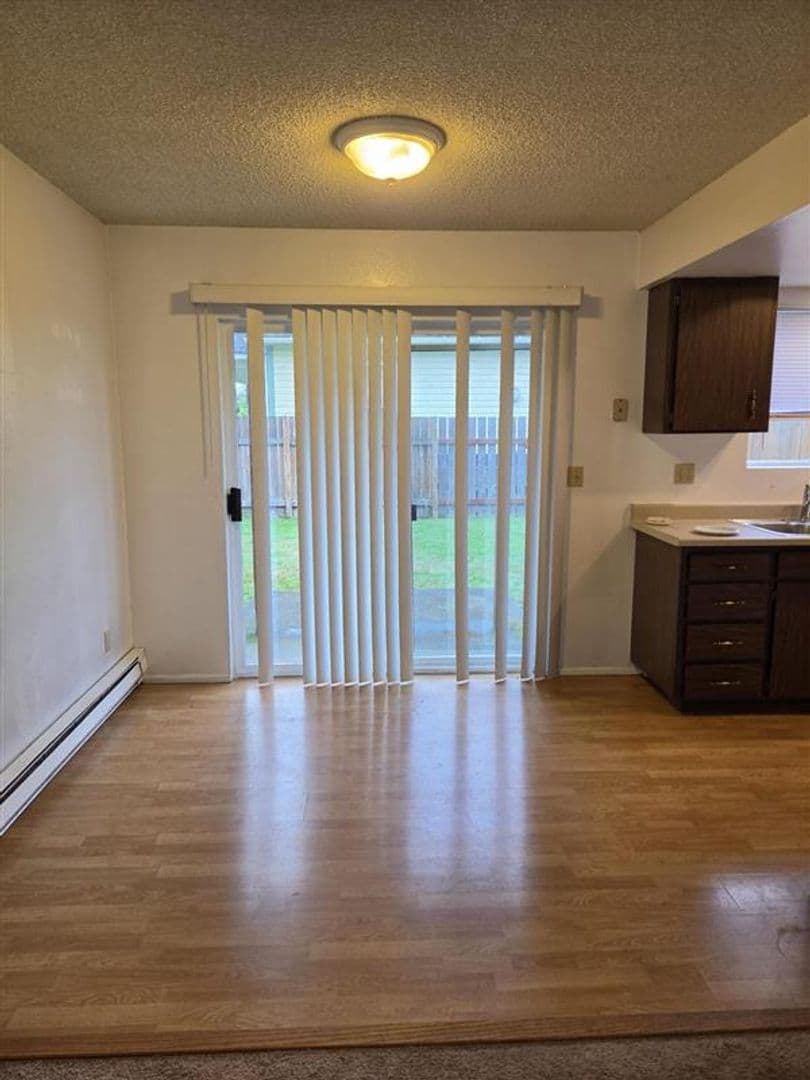 Sedro Woolley Apartment: 1301 6th Street  1,2,3,4