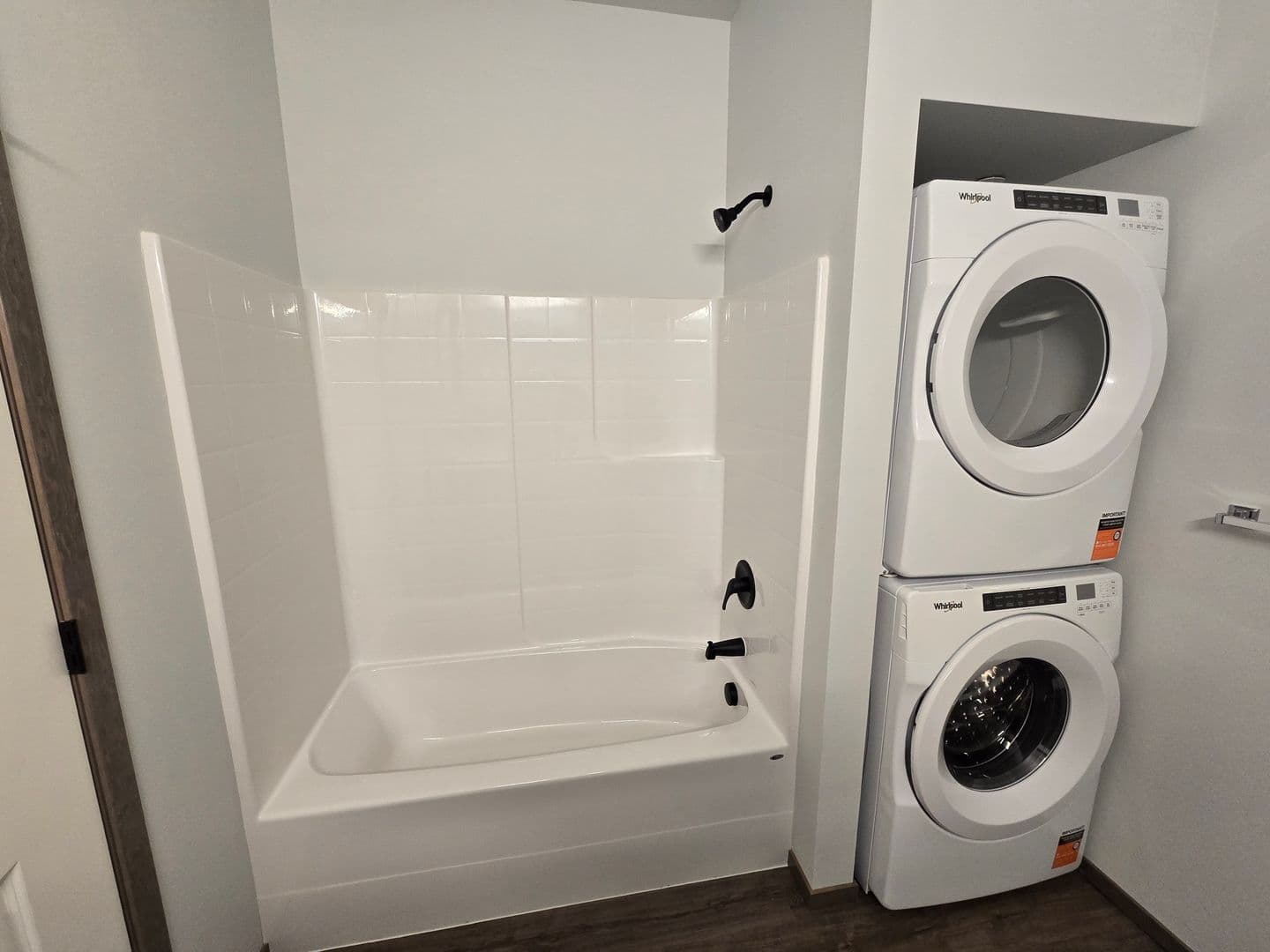 Mount Vernon Apartment: 1600 JJ Place
