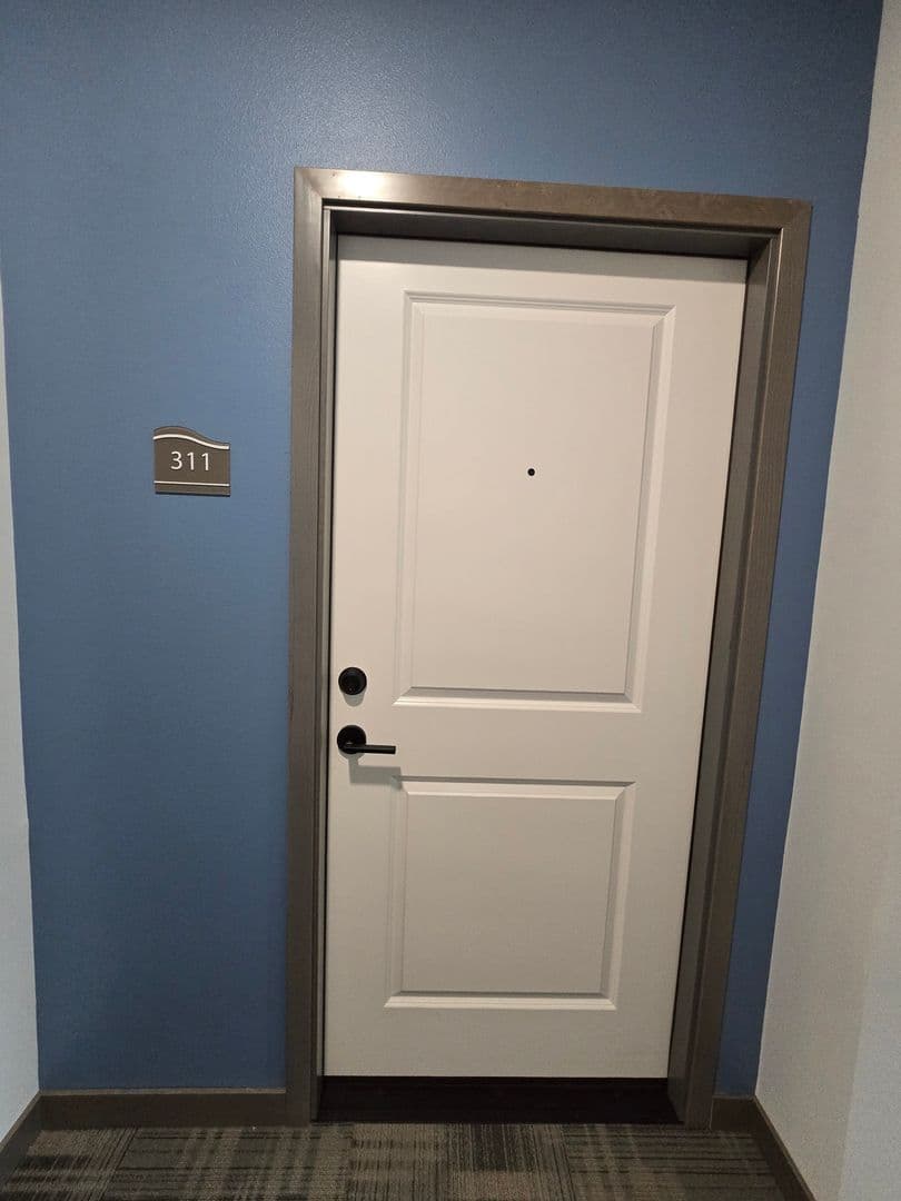 Mount Vernon Apartment: 1600 JJ Place
