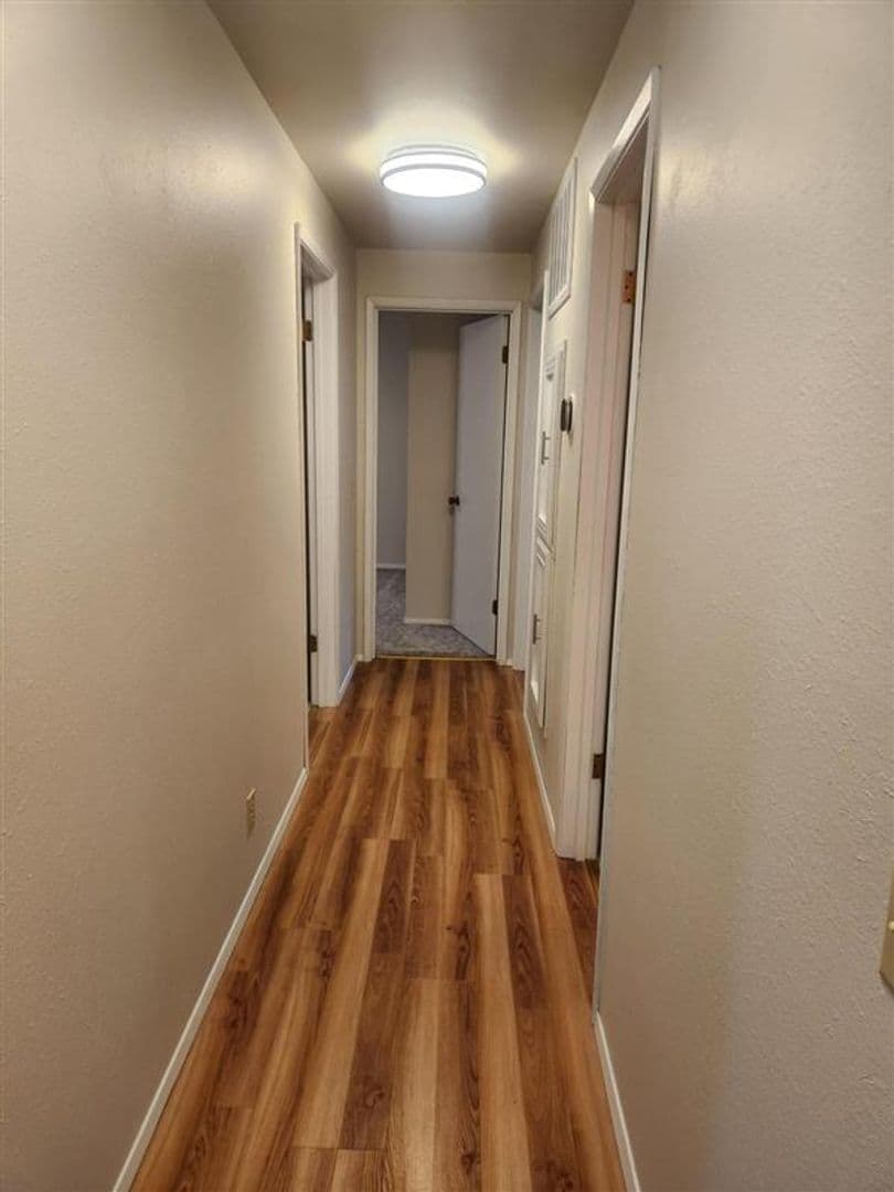Burlington Apartment: 101 Rainbow Drive