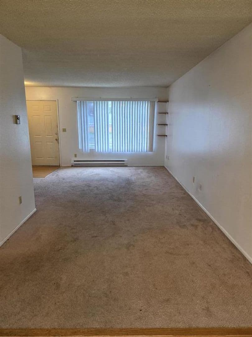 Sedro Woolley Apartment: 1301 6th Street  1,2,3,4